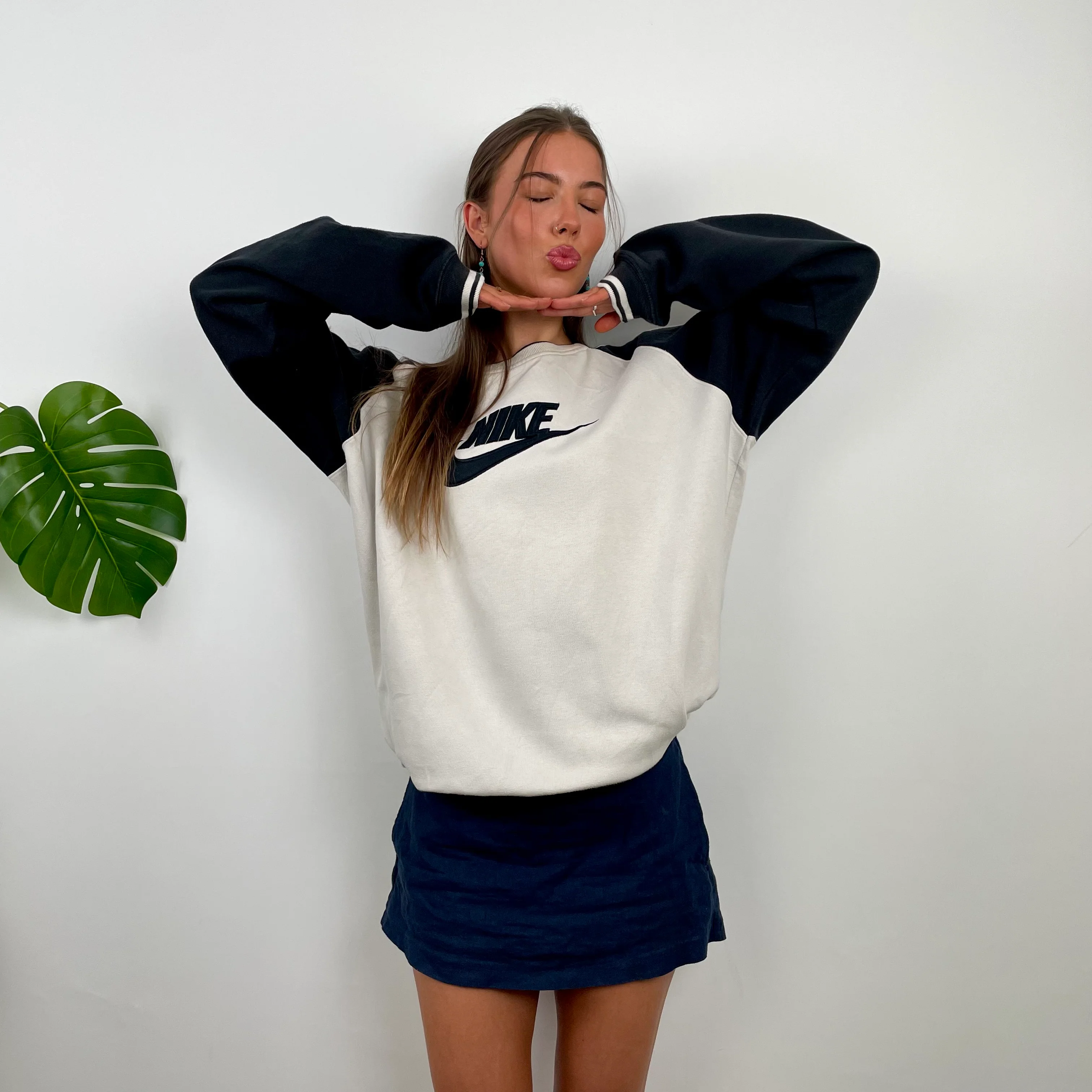 Sweatshirts & Hoodies